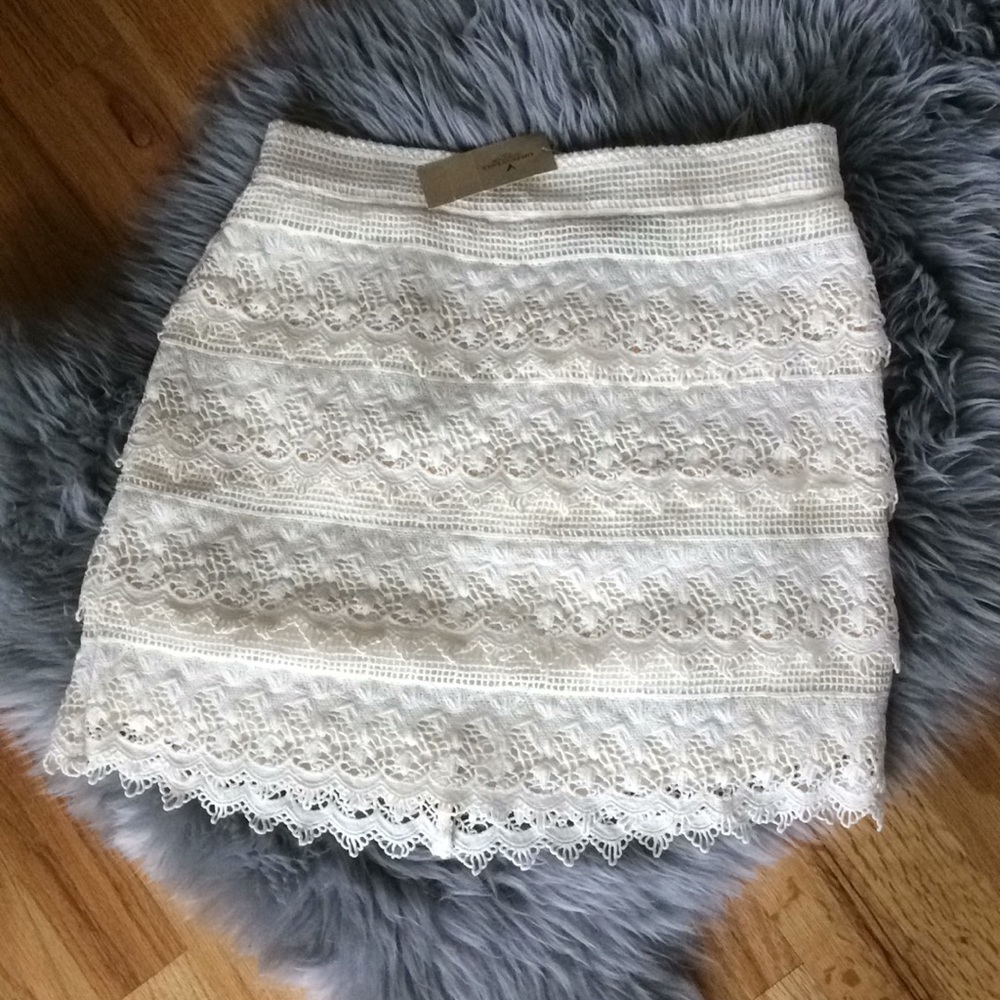 American eagle fitted lace skirt🦅
